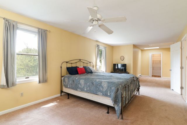 757 South St, Southbridge, MA 01550