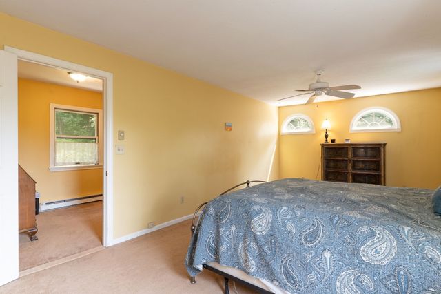 757 South St, Southbridge, MA 01550