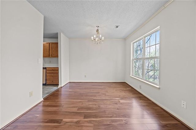 15 Meadowood Glen Way C, Greensboro, NC 27409