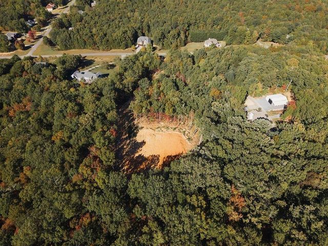 34 E Heritage Drive NE, Rydal, GA 30171