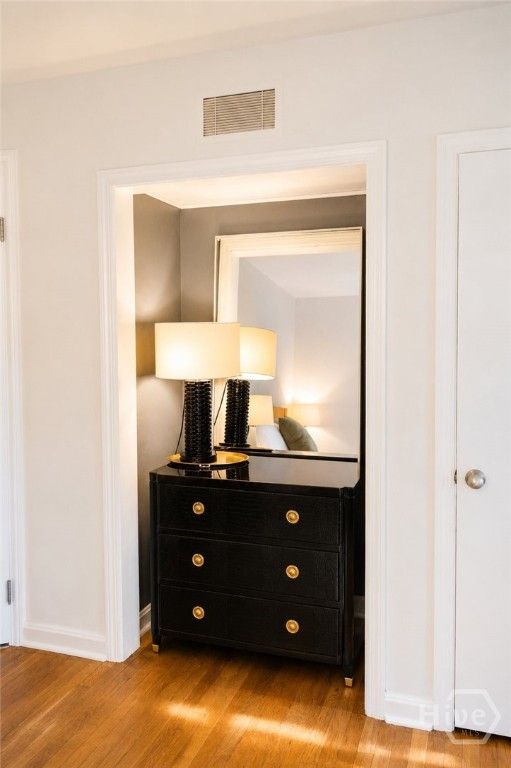 Image 19 of property listing at 5555 Camelot Drive, Savannah, GA 31405
