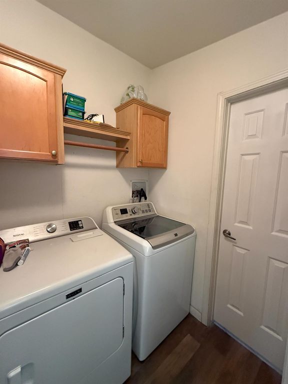 Image 13 of property listing at 220 S Madera # 95, Kerman, CA 93630