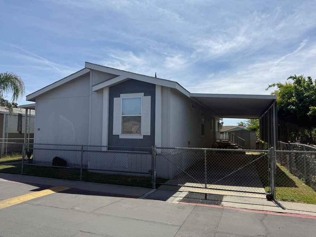 Image 2 of property listing at 220 S Madera # 95, Kerman, CA 93630