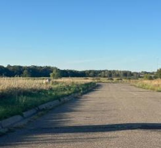 121 14th Avenue E, Sartell, MN 56377