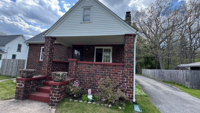 424 Yanke Road, Trail Creek, IN 46360