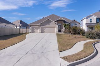 819 Great Lawn BND, Liberty Hill, TX 78642
