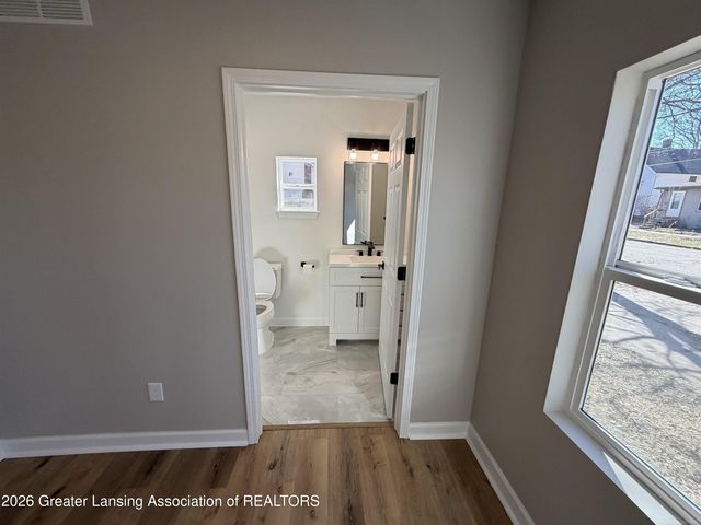 1601 Coleman Avenue, Lansing, MI 48910