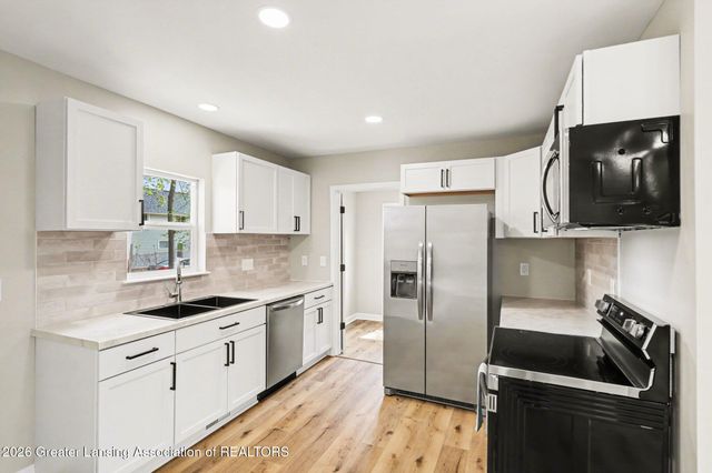 1601 Coleman Avenue, Lansing, MI 48910