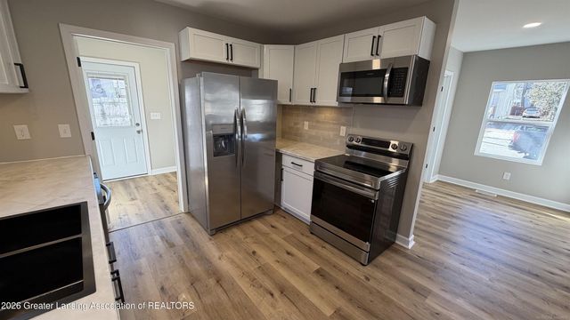 1601 Coleman Avenue, Lansing, MI 48910