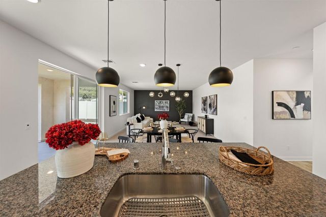 35172 Bergamot Cove, Fallbrook, CA 92028