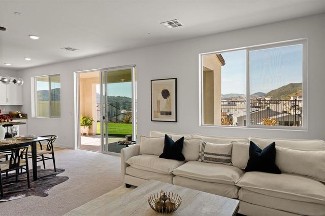 35172 Bergamot Cove, Fallbrook, CA 92028