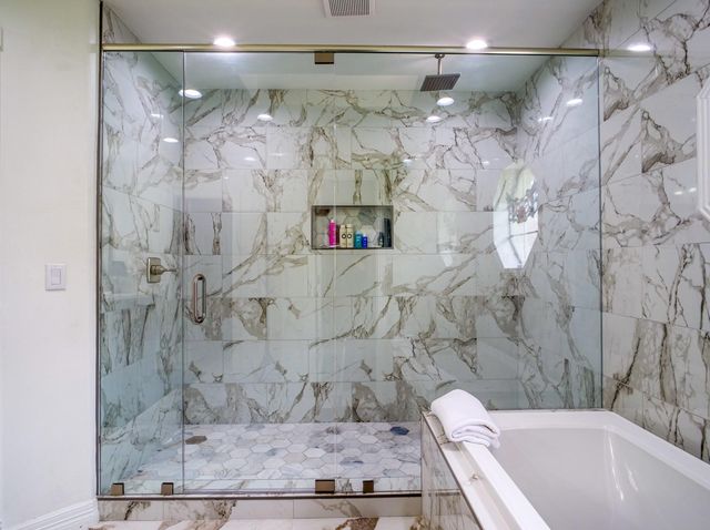 415 Saint Andrews ST, Meadowlakes, TX 78654