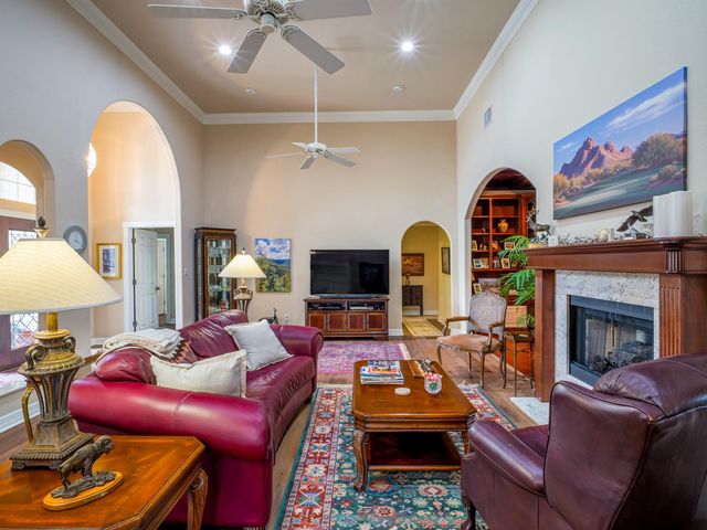 415 Saint Andrews ST, Meadowlakes, TX 78654