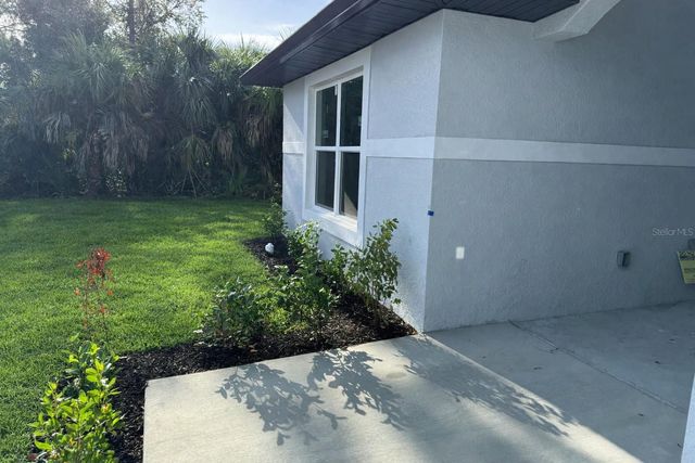 2365 HEREFORD AVENUE, North Port, FL 34286