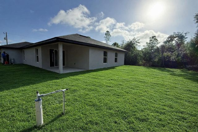 2365 HEREFORD AVENUE, North Port, FL 34286