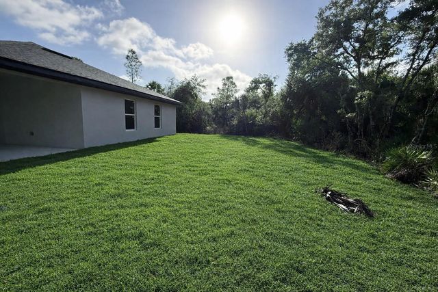 2365 HEREFORD AVENUE, North Port, FL 34286