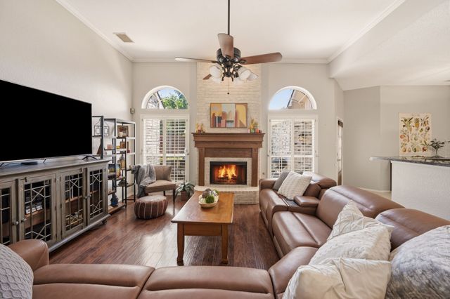 1662 Waterford Drive, Lewisville, TX 75077