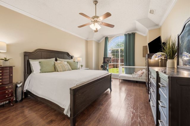 1662 Waterford Drive, Lewisville, TX 75077