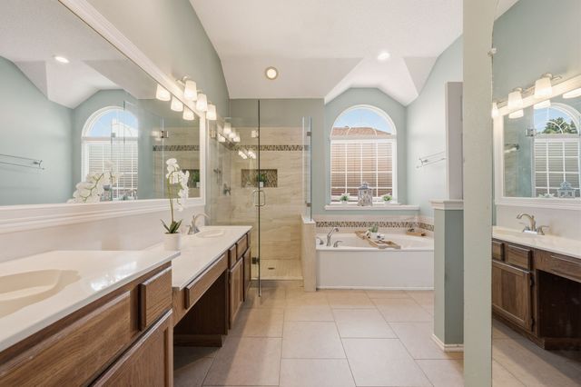 1662 Waterford Drive, Lewisville, TX 75077
