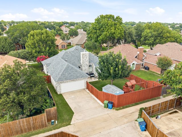 1662 Waterford Drive, Lewisville, TX 75077