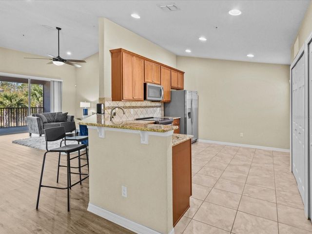 1208 BELLA ROSE CT, Davenport, FL 33896