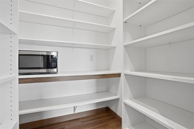 800 Yorkshire Street, North Liberty, IA 52317