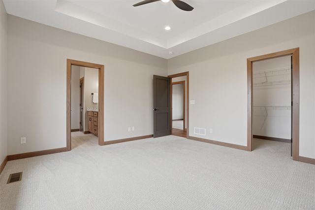 800 Yorkshire Street, North Liberty, IA 52317