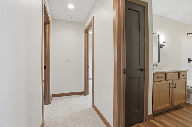 800 Yorkshire Street, North Liberty, IA 52317