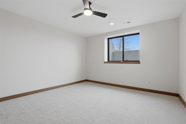 800 Yorkshire Street, North Liberty, IA 52317