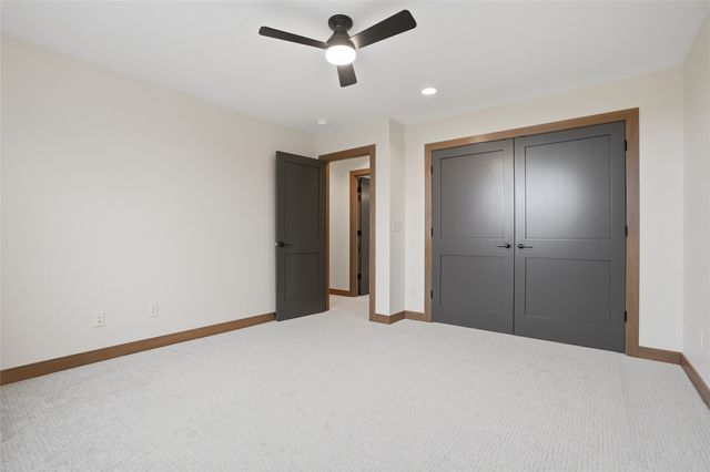 800 Yorkshire Street, North Liberty, IA 52317