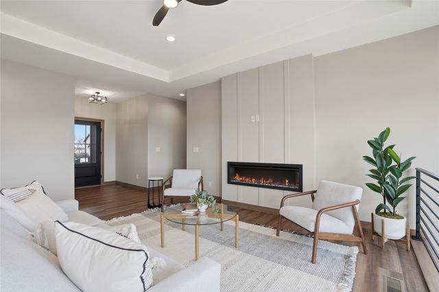 800 Yorkshire Street, North Liberty, IA 52317