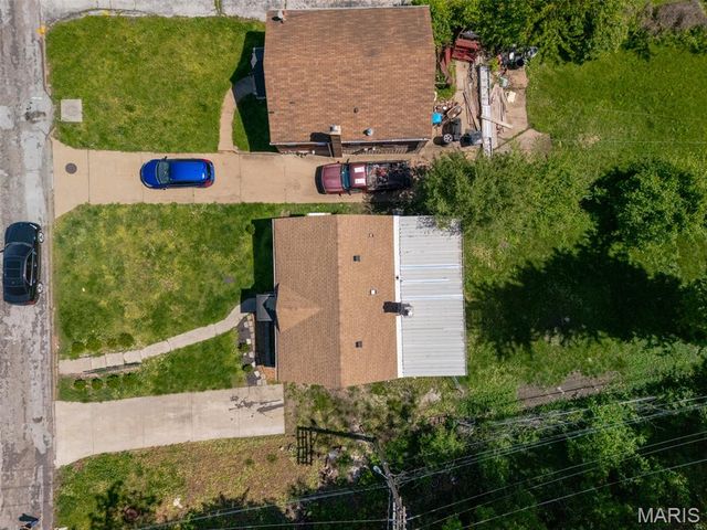 8320 Lucas And Hunt Road, St Louis, MO 63136