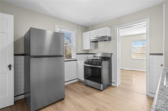 8320 Lucas And Hunt Road, St Louis, MO 63136