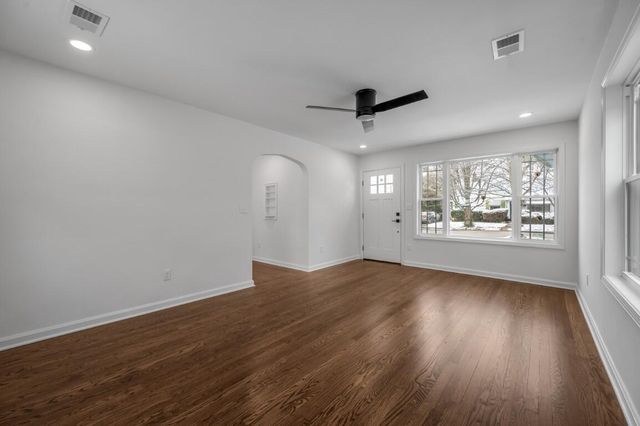 660 Sheridan Drive, Lexington, KY 40503