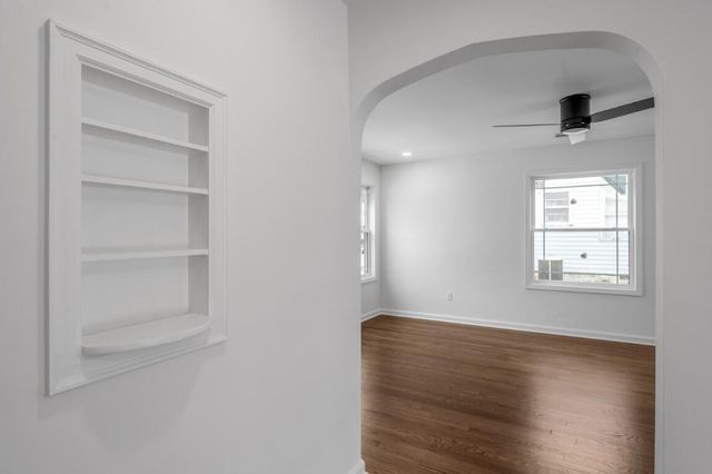 660 Sheridan Drive, Lexington, KY 40503