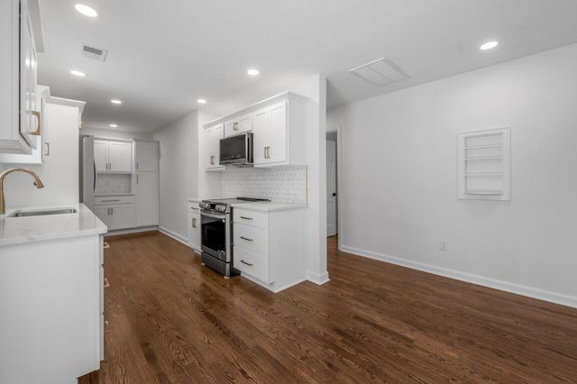 660 Sheridan Drive, Lexington, KY 40503