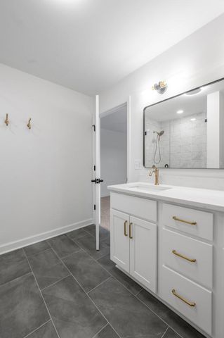 660 Sheridan Drive, Lexington, KY 40503