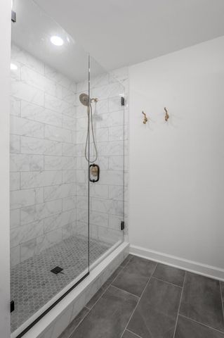 660 Sheridan Drive, Lexington, KY 40503