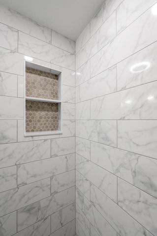 660 Sheridan Drive, Lexington, KY 40503