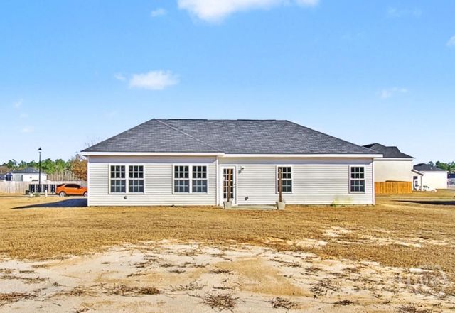 136 Summerhill Drive NE, Ludowici, GA 31316