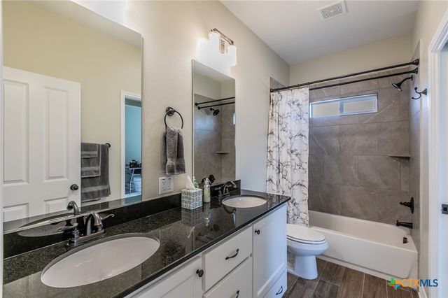8325 Tesoro Drive, Temple, TX 76504