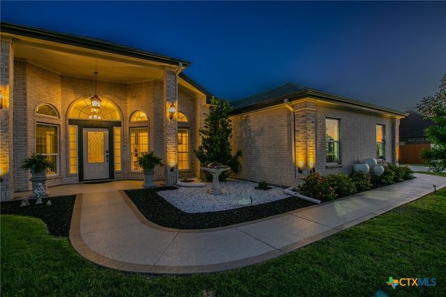 8325 Tesoro Drive, Temple, TX 76504