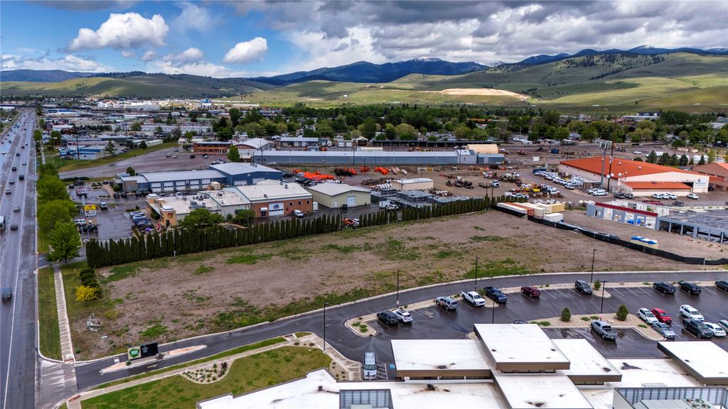 1950 W Broadway, Missoula, MT 59802 photo 2