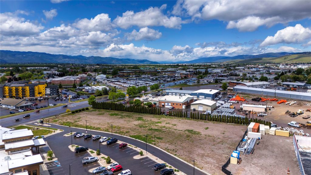 1950 W Broadway, Missoula, MT 59802 photo 4