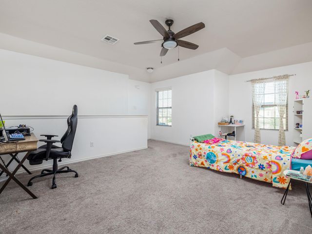 464 Druse LN, Jarrell, TX 76537