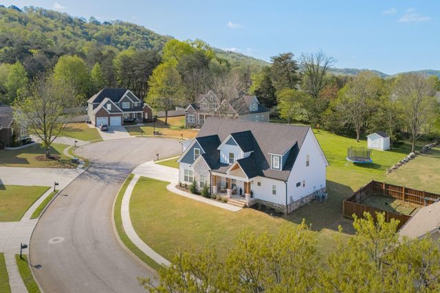 7025 Gregory Drive, Ooltewah, TN 37363