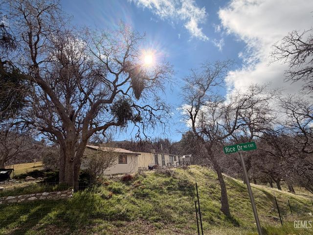 20313 Rex Drive, Tehachapi, CA 93561
