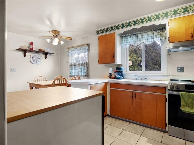 210 Westmar Drive, Gates, NY 14624