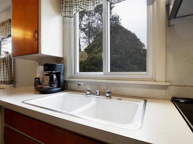 210 Westmar Drive, Gates, NY 14624