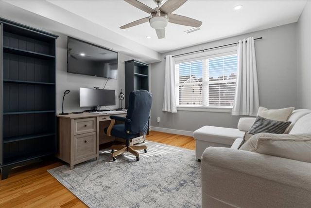 33 Peirce Street 1, Waltham, MA 02453